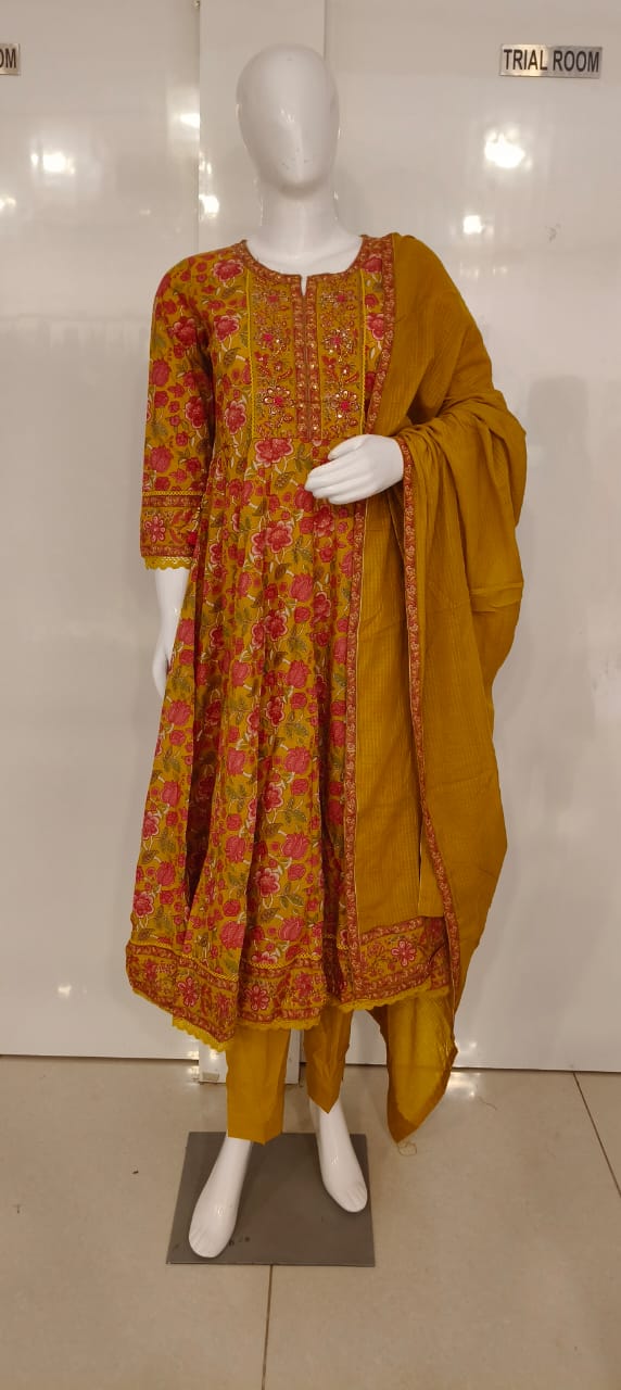 ANARKALI KURTHI SET