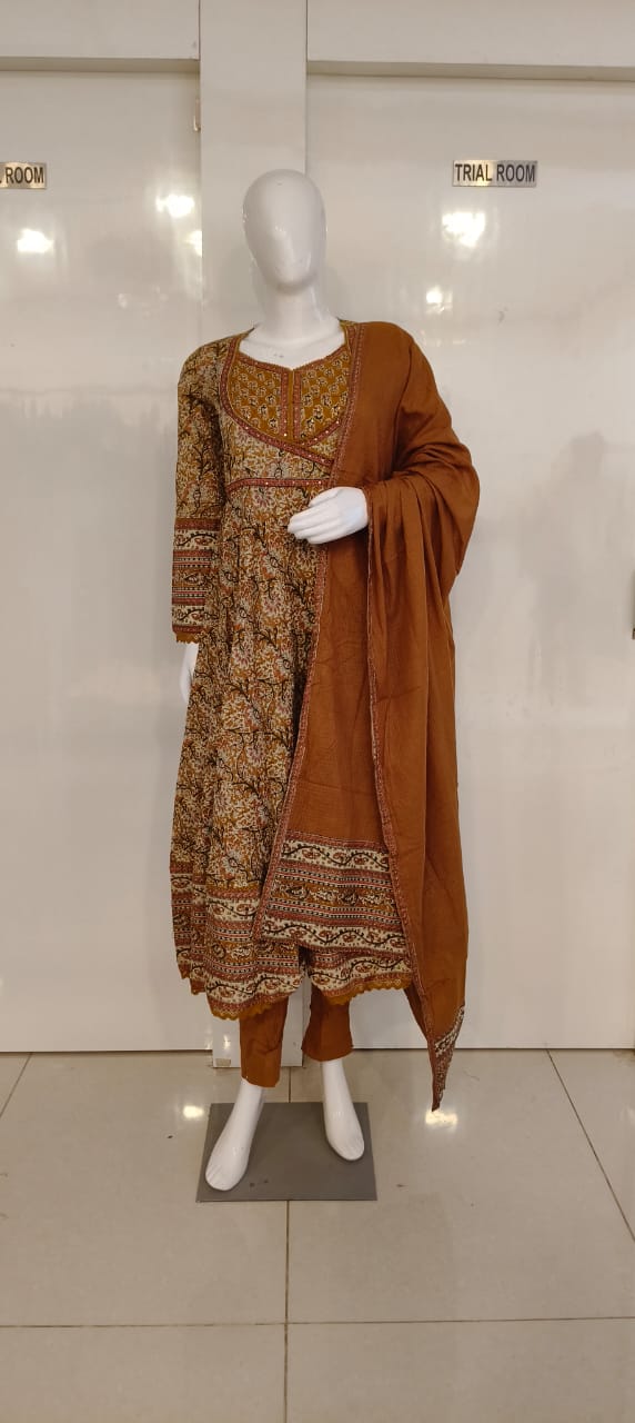 ANARKALI KURTHI SET